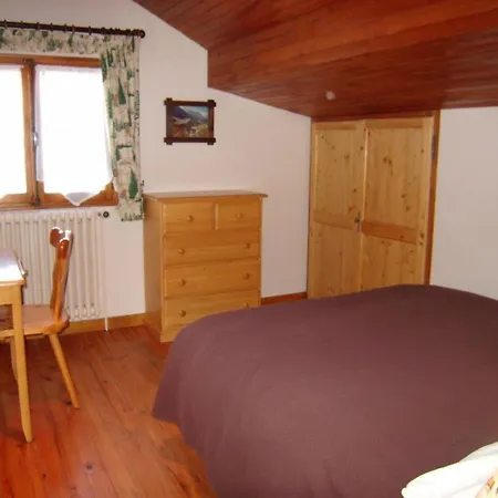 Chalet 8 Pers. Au Pied Des Pistes Avec Parking A 50m Des Remontees Mecaniques - Fr-1-733-2
